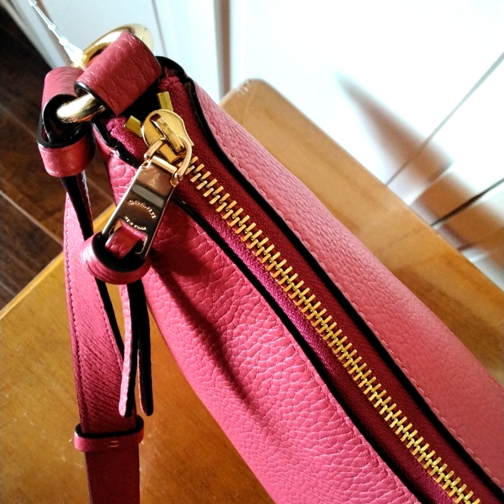 ❤️ COACH SHOULDER BAG, BRAND NEW with tags, Excellent, Great Gift Ideas - Picture 3 of 6